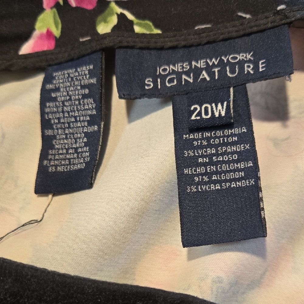 Jones New York Black Floral Skirt - Picture 4 of 9